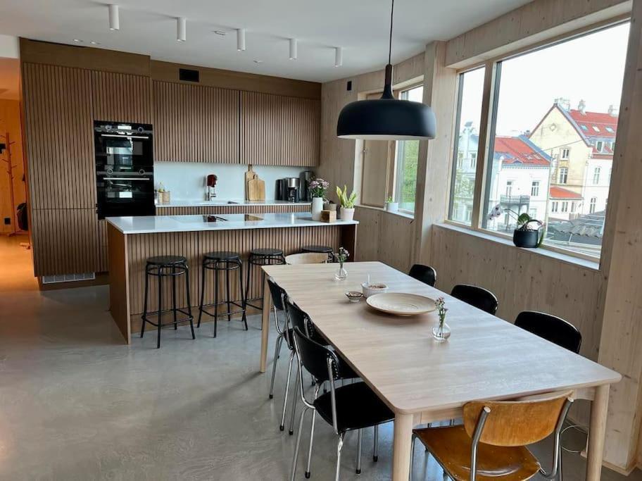New, Unique, Sauna, Massage Bath, Balcony, Quiet