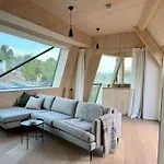 New, Unique, Sauna, Massage Bath, Balcony, Quiet
