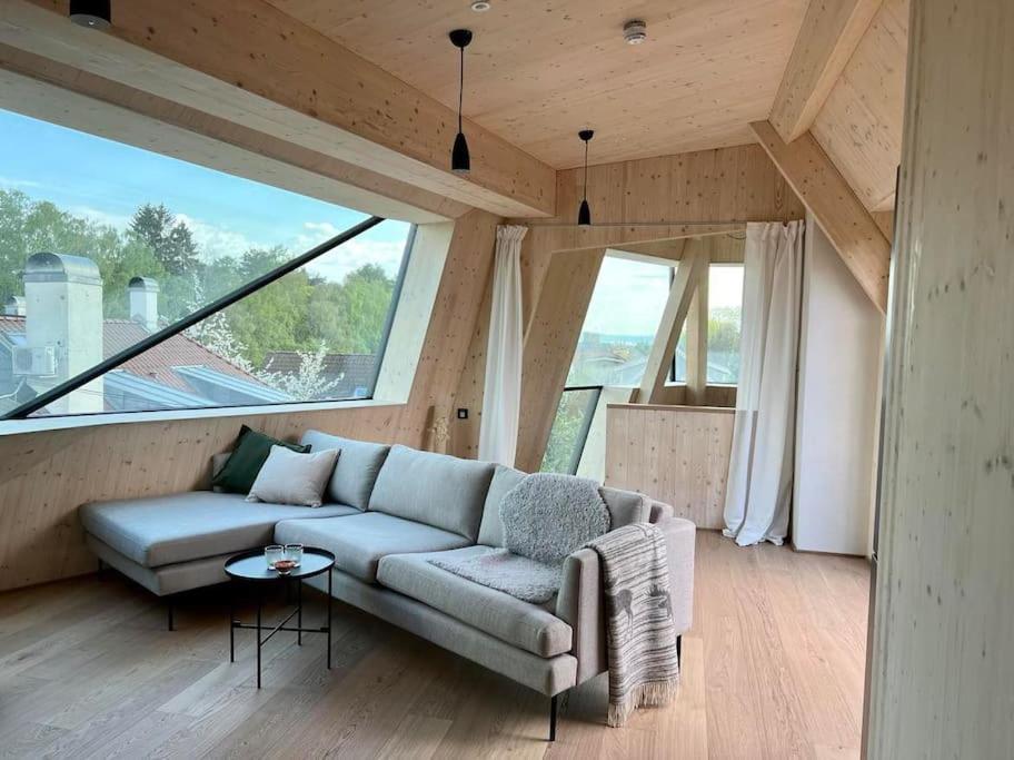 New, Unique, Sauna, Massage Bath, Balcony, Quiet Apartment Oslo