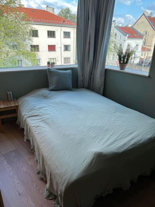 New, Unique, Sauna, Massage Bath, Balcony, Quiet Apartment